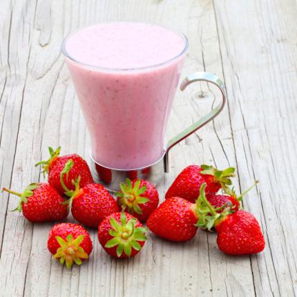 Post-Workout Muscle Berry Blast shake | MUSCLE INSIDER